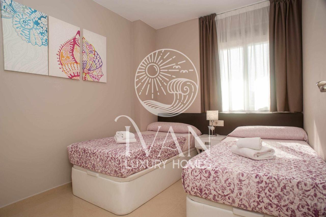 Casa Yarina Ivan Luxury Homes 1ªpta Sur 1ªlinea オロペサ・デル・マール エクステリア 写真