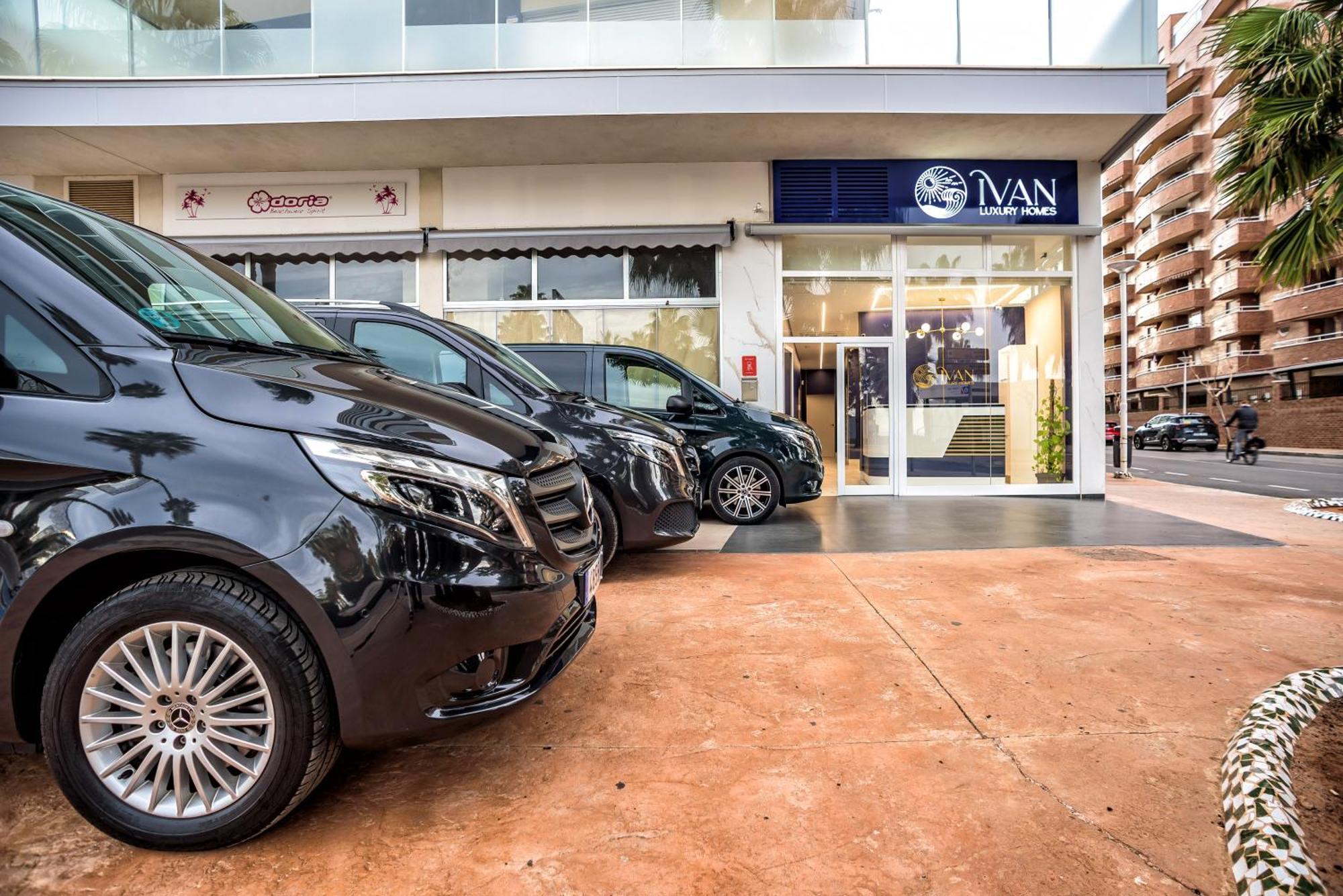 Casa Yarina Ivan Luxury Homes 1ªpta Sur 1ªlinea オロペサ・デル・マール エクステリア 写真