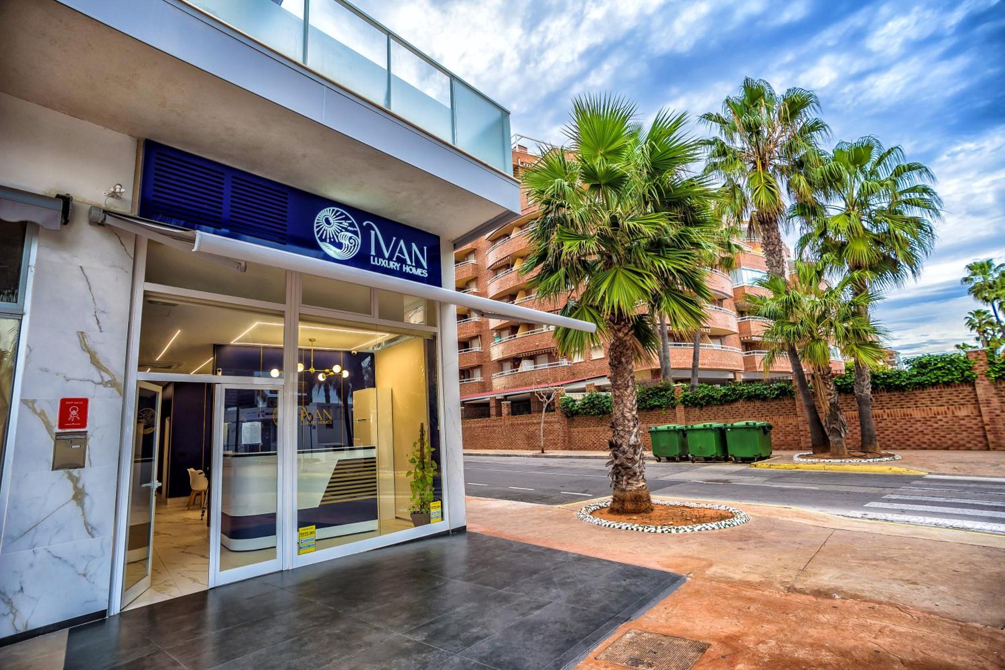 Casa Yarina Ivan Luxury Homes 1ªpta Sur 1ªlinea オロペサ・デル・マール エクステリア 写真